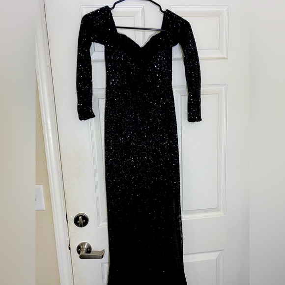 Got Class Sequin Dress - Picture 3 of 5